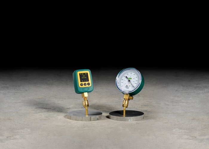 Refco Kategoriebild Vakuummessgeraete  – REVACR-RC und 19800-SV | © Refco Kategoriebild Vakuummessgeraete  – REVAC-RC und 19800-SV